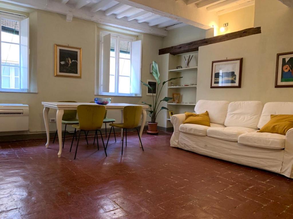 Appartamento Incantevole – Lucca